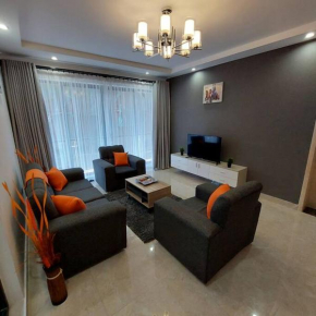 Urban Oasis - Modern Luxe 2 Bedroom Apt with pool, gym